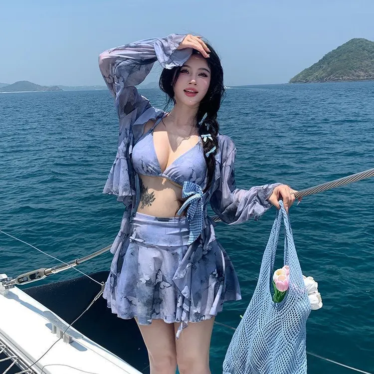 女性性感分体比基尼泳衣适合海边度假和泡温泉