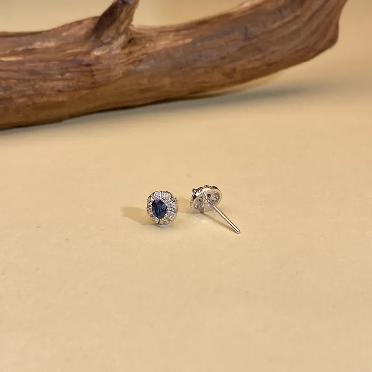 【小北严选】S925银镶嵌天然蓝宝石耳钉17-25H252X4【尺寸约2*3mm】