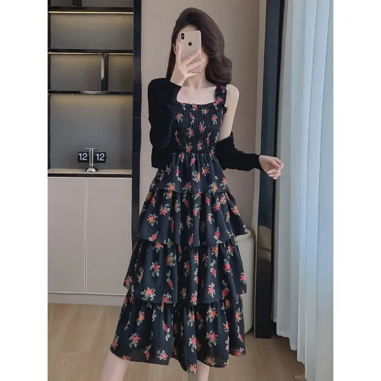 收腰拍黑色玫瑰碎花吊带连衣裙女夏季实两件套小众蛋糕裙长款