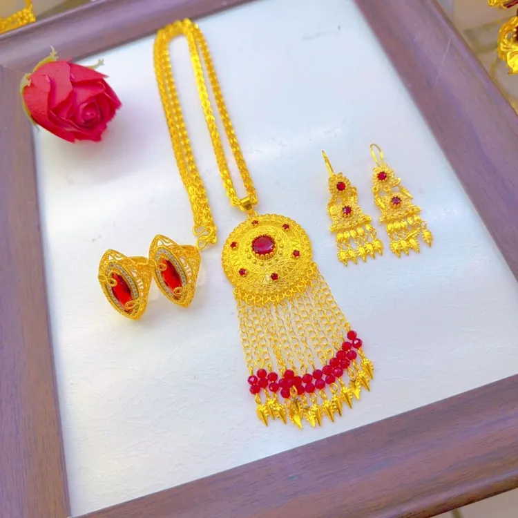 铜合金项链 铜合金首饰女款金色民族风时尚百搭精美铜合金项链饰