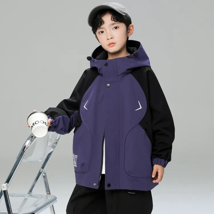 秋款男宝时尚连帽外套男童秋季拼色拉链上衣中大童休闲运动风上衣