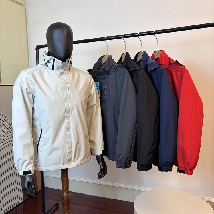 户外机能 男士秋季防风防泼水可脱卸帽运动休闲冲锋衣夹克外套潮