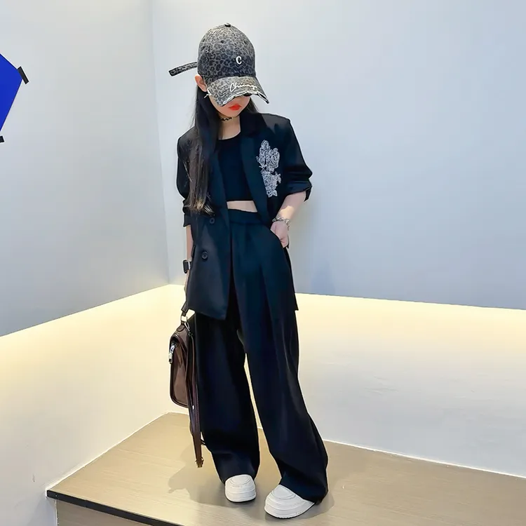 女童黑色小西装套装春秋款洋气休闲女孩刺绣西服外套高端走秀潮服