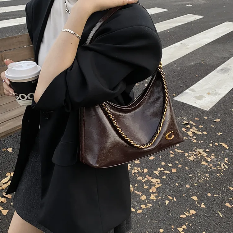 2025新款复古单肩车缝线单肩包时尚百搭斜挎包女通勤秋冬托特包