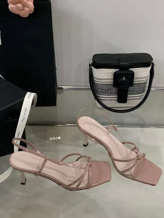 2025年新款夏季外穿高跟鞋凉鞋小众设计感银色气质凉拖鞋仙女鞋子