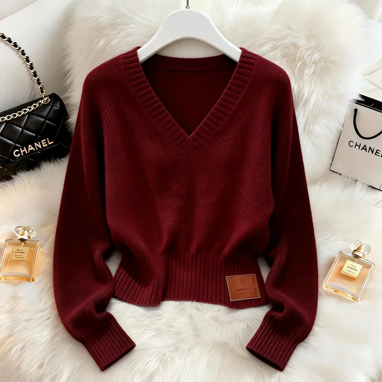 2025秋冬新款法式轻熟慵懒风V领毛衣女百搭宽松安可拉红长袖上衣