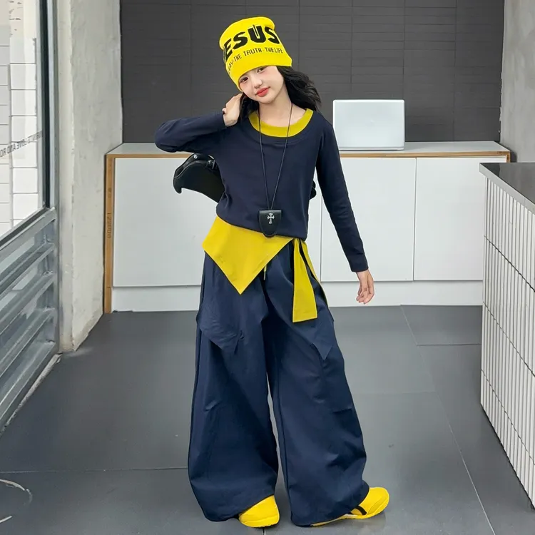 女童韩系套装秋装2025新款女孩大童潮酷超好看春秋长袖t恤工装裤