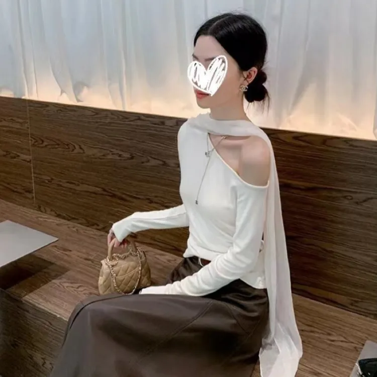2025秋季飘带设计感不对称斜肩长袖T恤修身显瘦纯欲气质女上衣潮