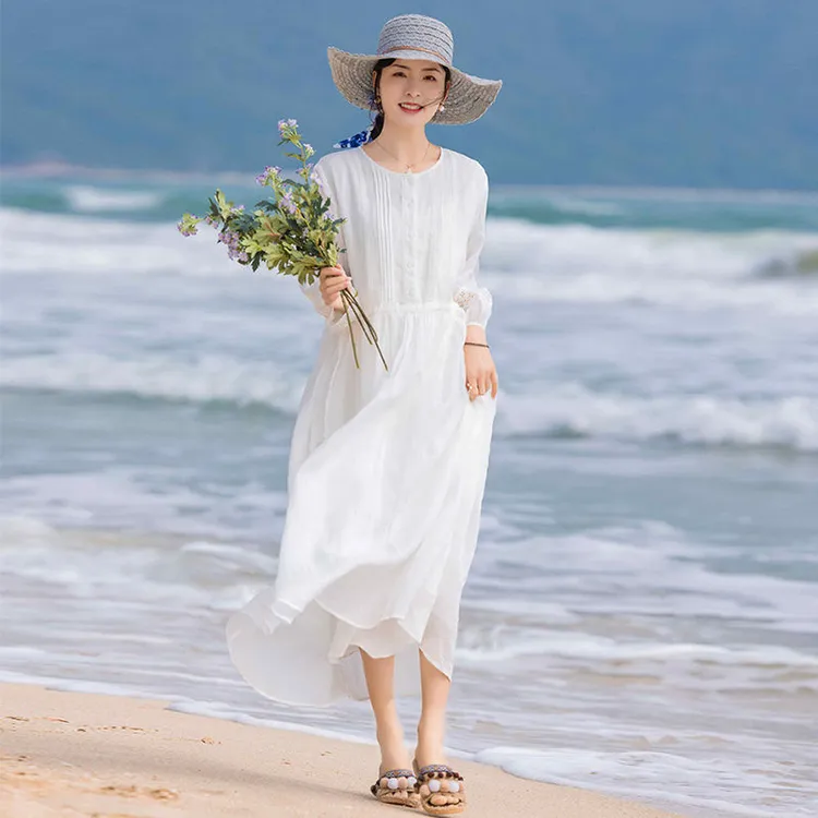 白色棉麻连衣裙女2025夏季宽松显瘦文艺范高级感气质海边度假裙子