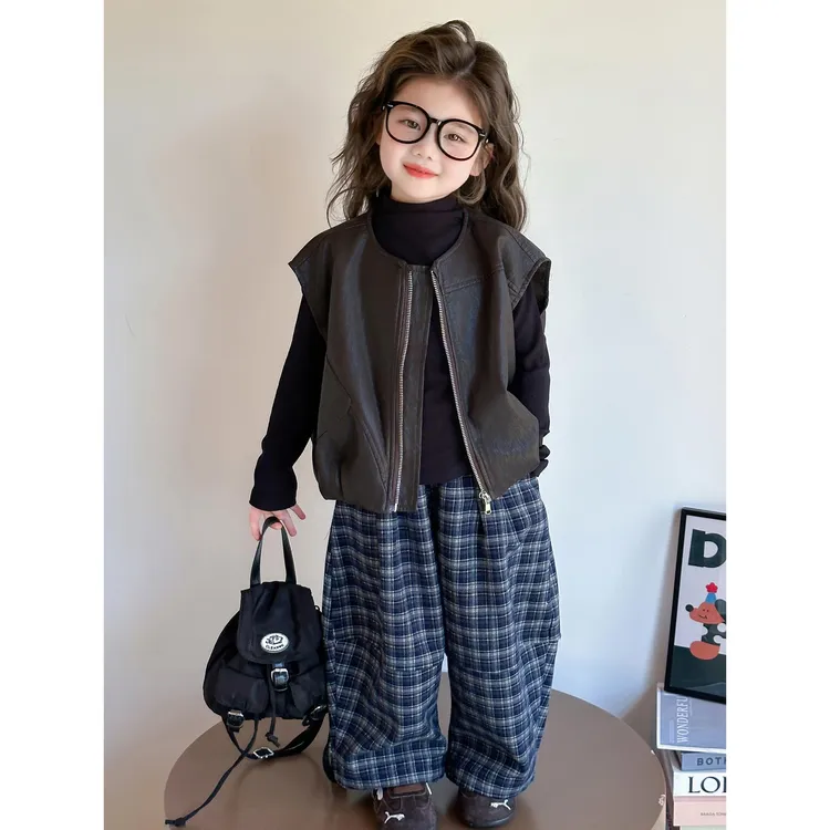 女童秋季皮衣马甲套装2025新款女宝宝时髦洋气秋装儿童休闲三件套