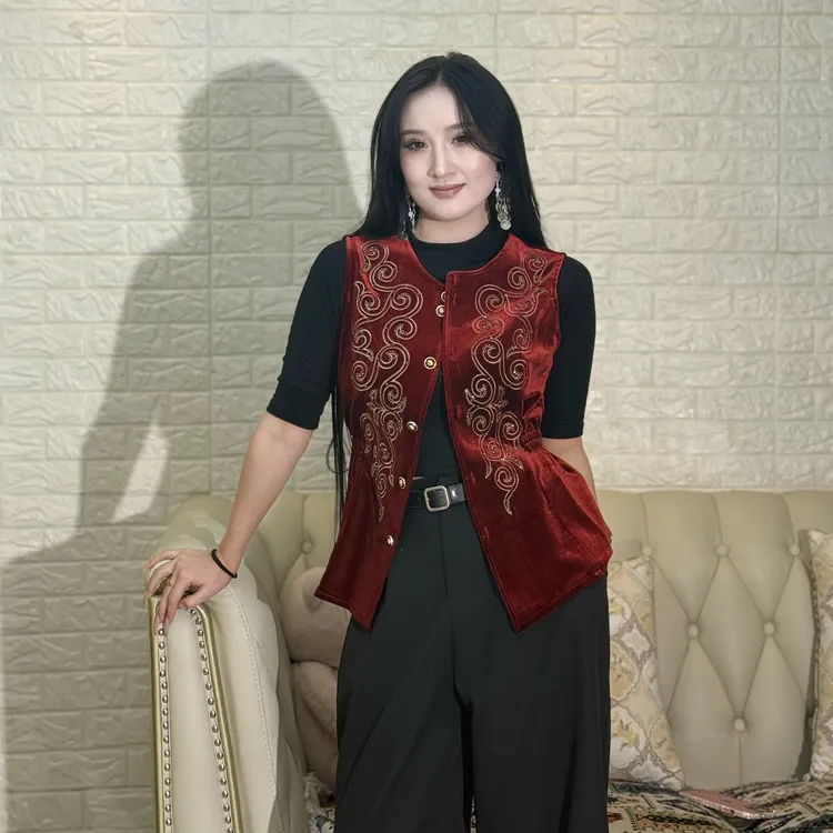 秋季女常规中国风民族风刺绣上衣马夹女装红色夏季