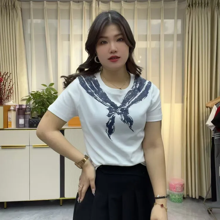 小鑫肝@现货浮力蝴蝶结印花撞色圆领休闲百搭T恤 5550