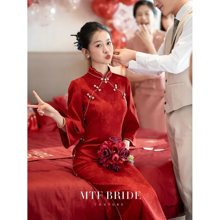 红色中式古法新娘感旗袍结婚订长款长袖显瘦敬酒服经典中式旗袍