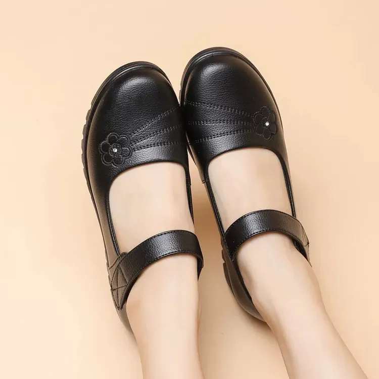 健百年品牌软底妈妈鞋中老年真皮皮鞋舒适女鞋奶奶防滑平底单鞋