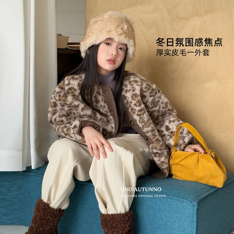 现货「UNO AUTUNNO」【蜜豆】皮毛一体女中大童冬季豹纹外套GD2519