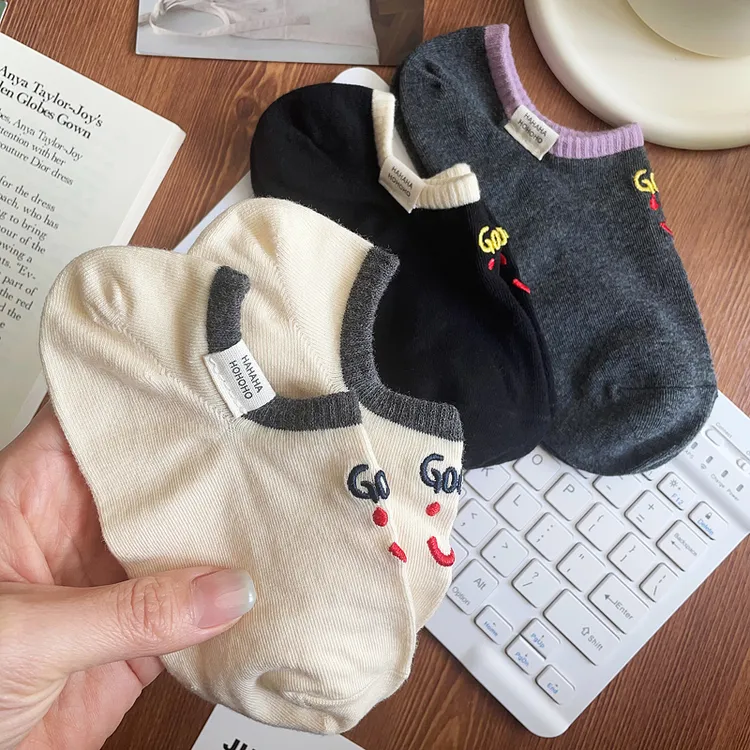 船袜女棉袜可爱字母笑脸刺绣2025新款夏季薄款短袜浅口布标隐形袜