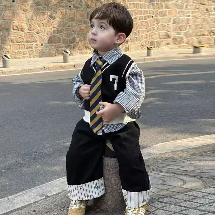 韩版男童毛衣马甲秋装2025新款英伦学院风领带衬衫针织背心-801