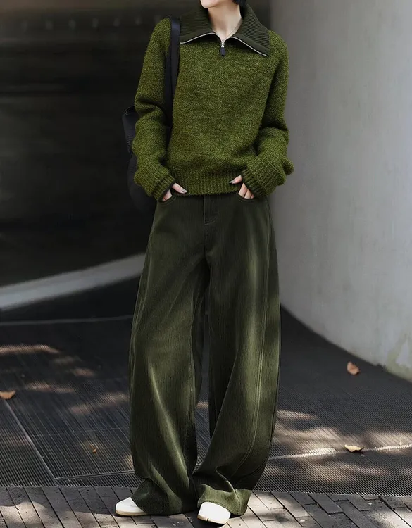 韩系独特超好看绿色翻领毛衣女秋冬新款大码设计感气质百搭针织衫