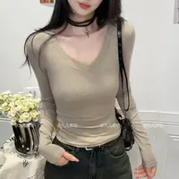 2025秋季新款气质V领设计款辣妹纯欲休闲修身显瘦打底衫长袖T恤