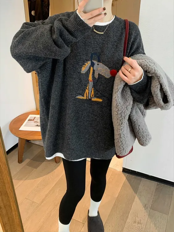 慵懒风灰色圆领长袖卡通狗针织衫女2025冬季新款宽松百搭针织上衣
