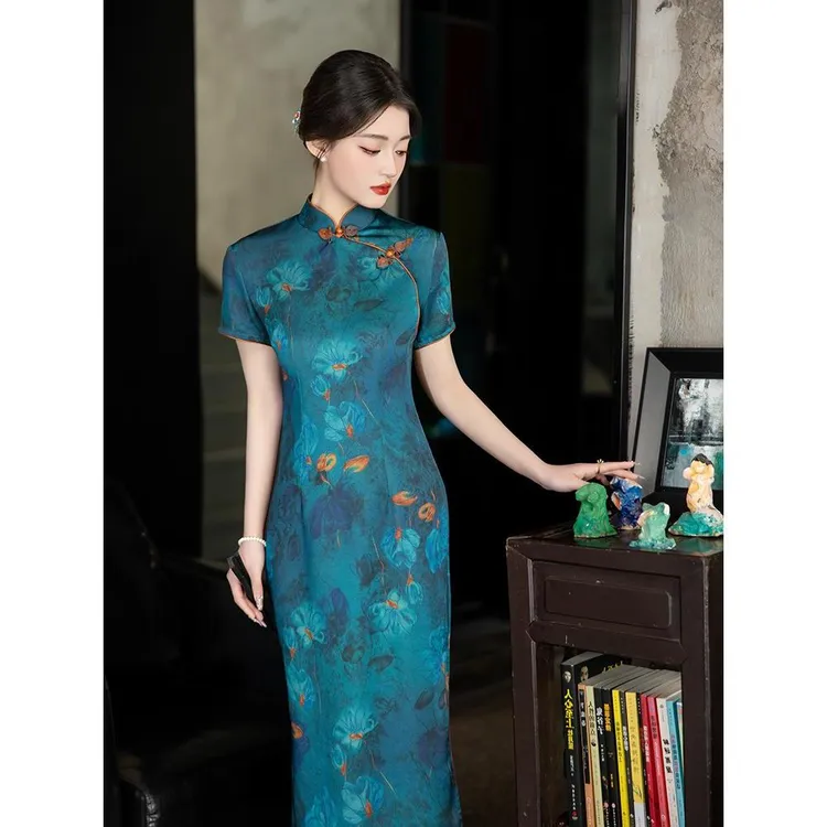 高端送考旗袍女夏季2025新款改良国风长款新中式连衣裙蓝色显瘦