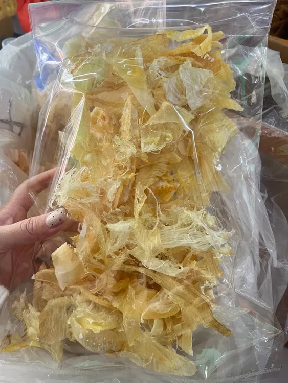 汕尾港鱼翅头汤水浓郁