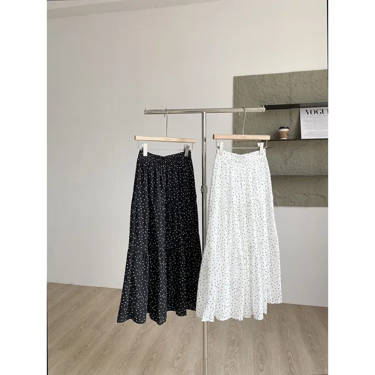 夏日海边高腰女2025夏季新款胖mm黑纸扇体力牌思想压力