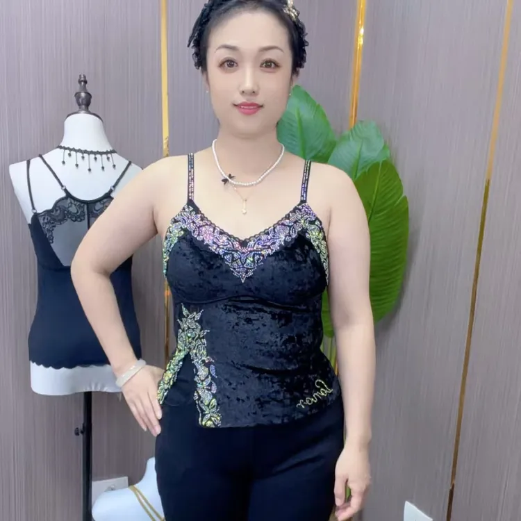 网红爆款法式秋冬丝绒亮钻打底吊带背心女士内搭美背时尚洋气上衣
