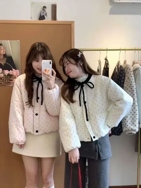 韩国系带蝴蝶结短款波点女25冬新款小个子保暖面包服外套