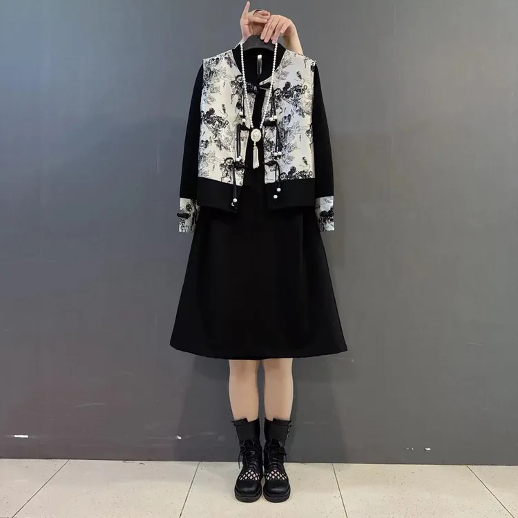 大码国风盘扣马甲长袖打底裙新中式洋气两件套