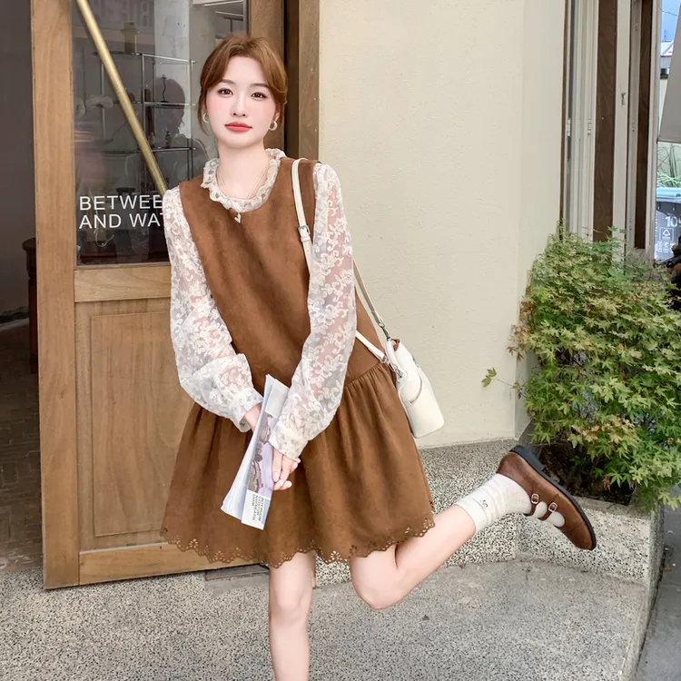 高级感复古美拉德连衣裙女2025秋季新款法式蕾丝小衫背心裙两件套