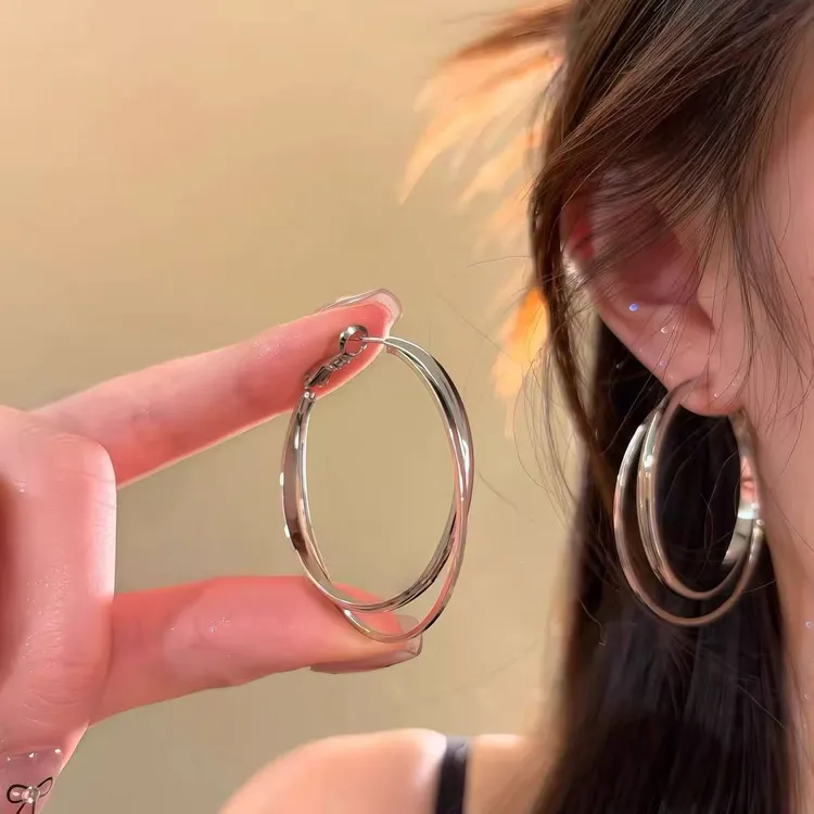 合金耳饰 千禧焦点 简约银色双层圈圈耳环女高级感耳圈显脸小耳饰