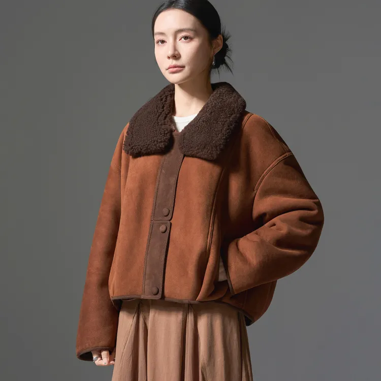 法国进口皮毛一体外套女2025冬新款短款小个子年轻款羊毛皮草6971