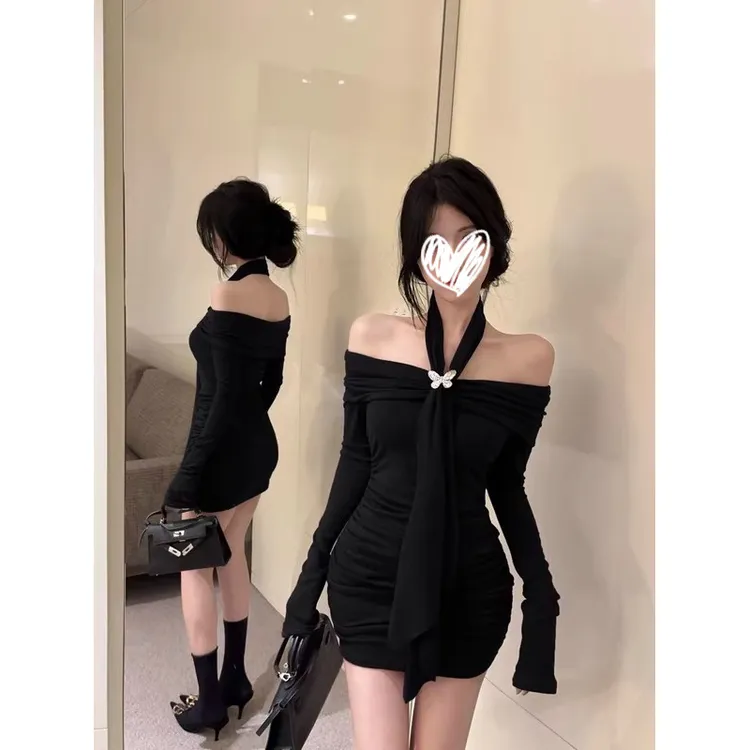 梦优莱辣妹风性感一字肩紫色挂脖长袖连衣裙女秋季修身显瘦包臀裙