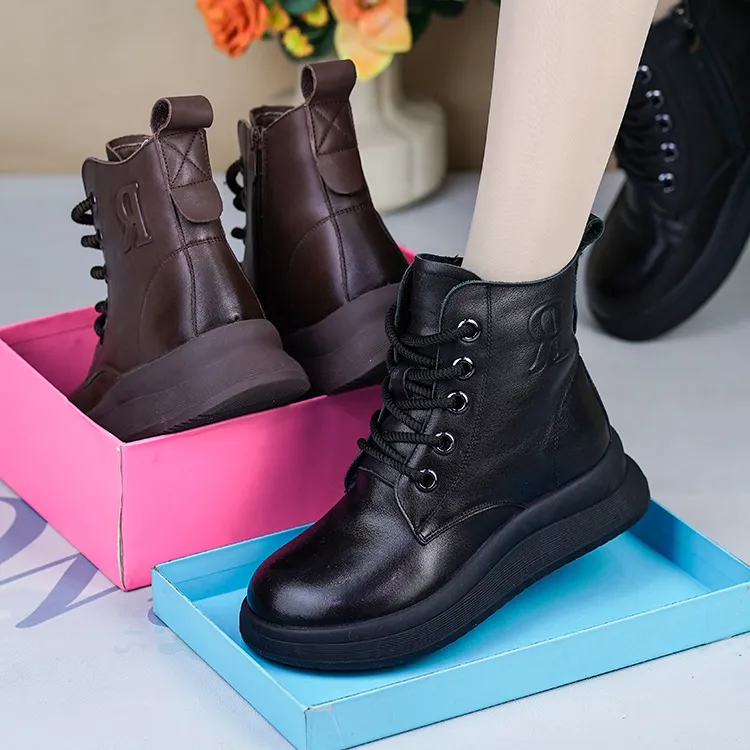 JM25962冬季新款真皮马丁靴纯羊毛雪地靴女加绒短靴东北大棉鞋