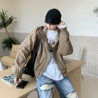 白口阳【校园队长】秋季美式复古短款夹克百搭卡其色立领外套男J295