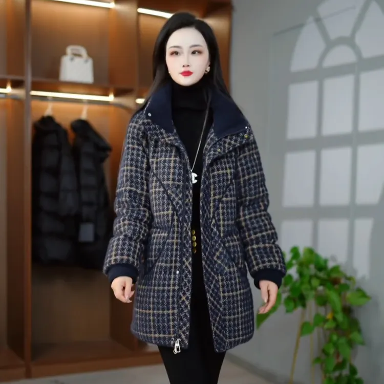 格纹外套女2025年冬季新款中长款立领保暖白鸭绒外套气质修身