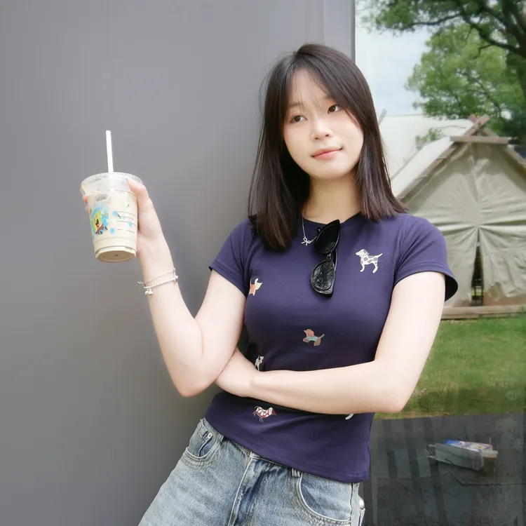 正肩短袖t恤女夏季新款圆领修身显瘦百搭美式ins甜辣风弹力棉上衣