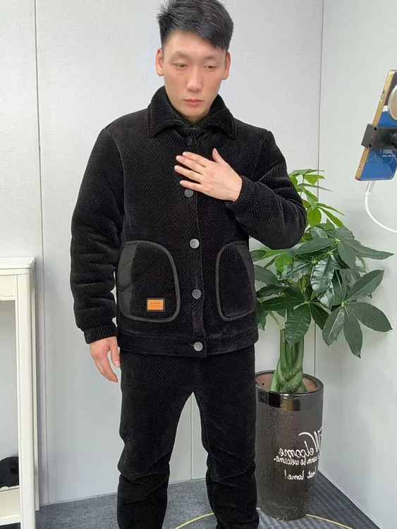 2025升级加厚新款黑金男士加棉三层外穿家居服黑色雪尼尔斜纹套装