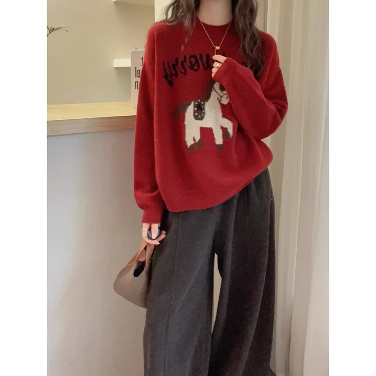 时尚小马图案羊绒衫女新年红圆领宽松氛围感针织衫秋冬减龄上衣潮