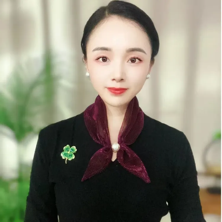 幻灯纱丝巾项链新款夏季旅游女款百搭防晒护颈纹磁扣丝巾女士围巾
