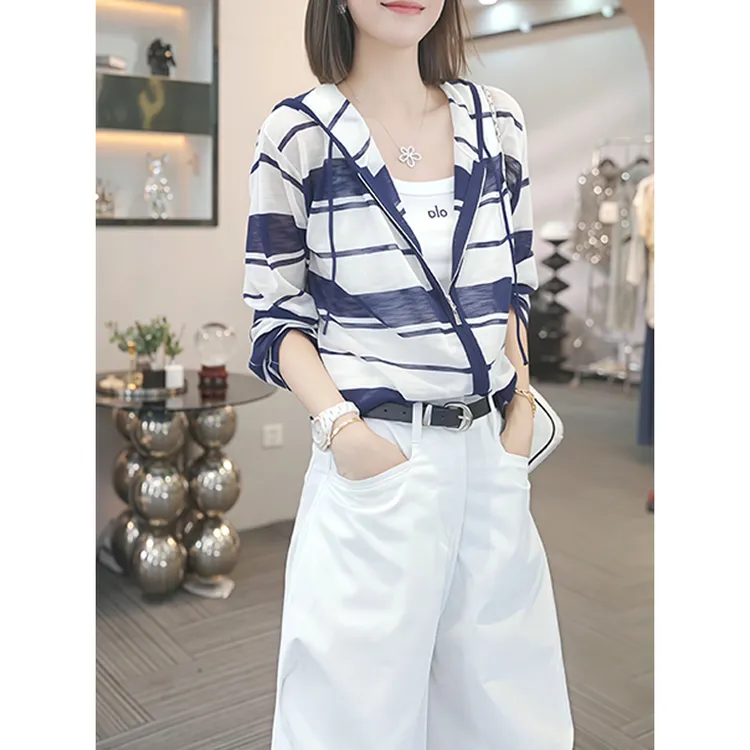 2025夏季薄款新款时尚百搭休闲超薄针织衫宽松百搭防晒帽衫女上衣