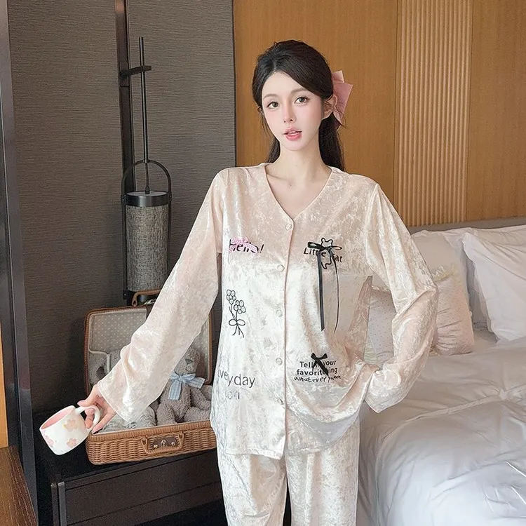 新品秋季长袖金丝绒睡衣女开衫可爱印花蕾丝少女金钻绒家居服套装