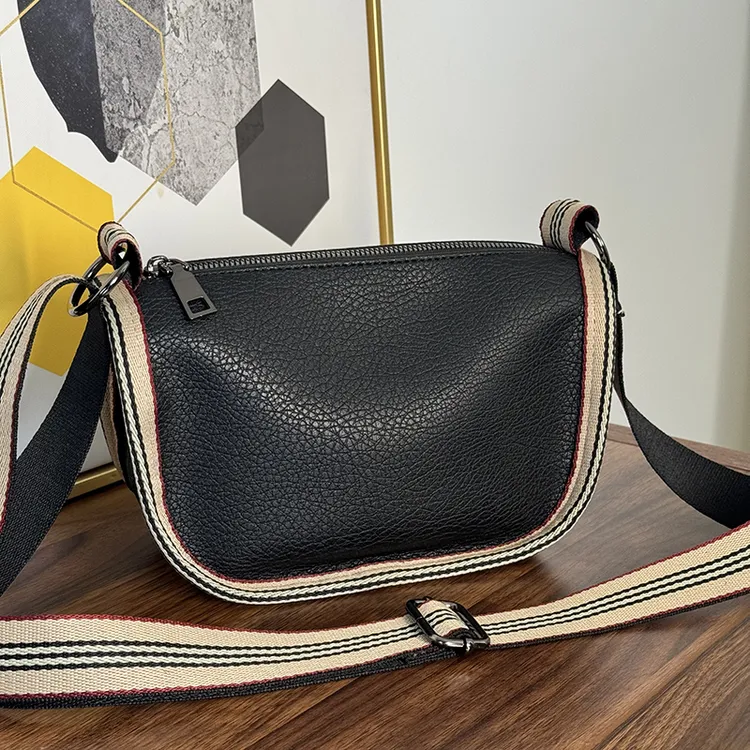 高质感休闲时尚简约百搭轻便新款单肩包斜跨背包斜挎包女士包