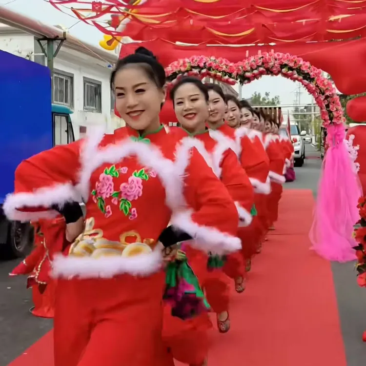 曲沟辣妈冬款秧歌服2025新款小莹同款妈妈团迎亲队广场舞表演服饰