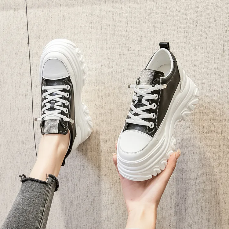 小白鞋女运动鞋网红老爹鞋女秋季新款透气休闲时尚女鞋百搭厚底
