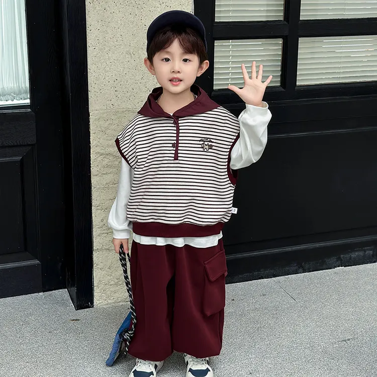 男童卫衣套装秋季2025新款儿童条纹马甲三件套男孩春秋款休闲衣服