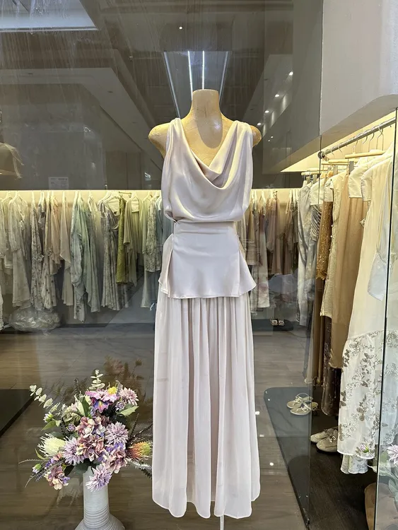 女装夏装套装2025新款爆款洋气轻奢气质荡领无袖上衣半身裙两件套