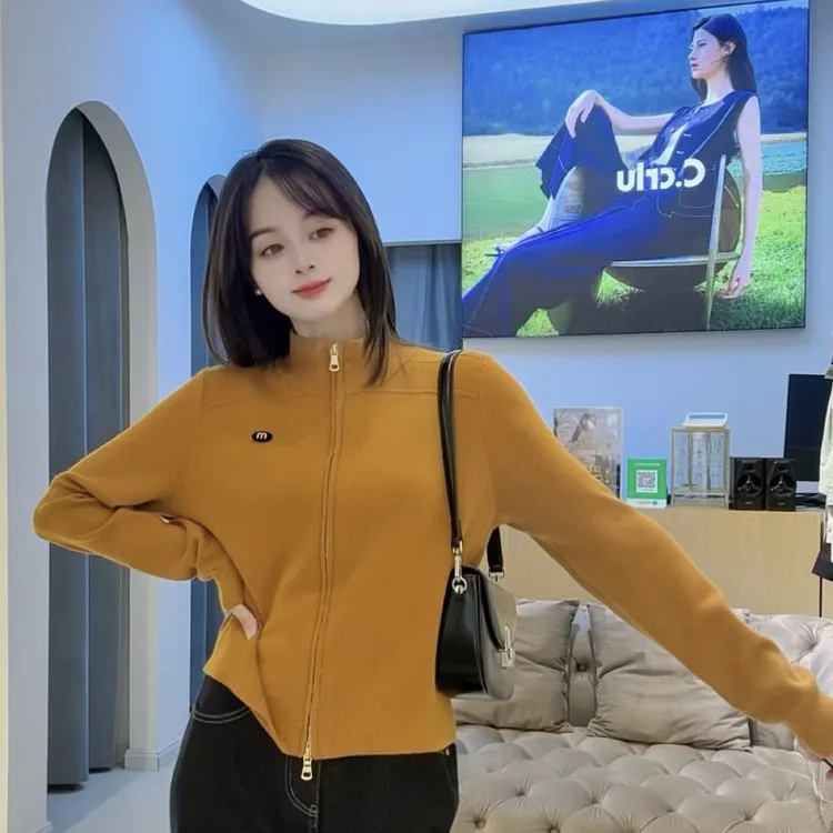 C.crlu可路莎 拉链卫衣式开衫 25秋新款