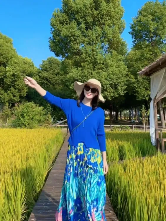 [工厂直销套装]春秋款简约不规则针织衫垂感褶皱半身裙99189+Q178